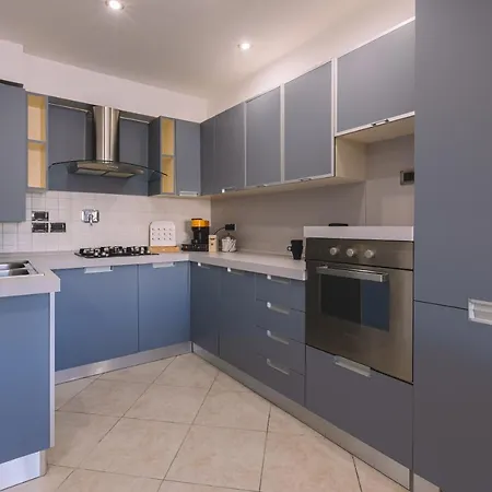 아파트 Esclusiva Con Terrazza/ultra Wi-fi/free Park *