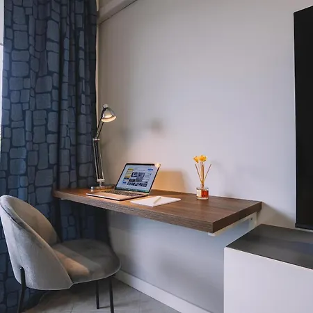 Esclusiva Con Terrazza/ultra Wi-fi/free Park * Trieste